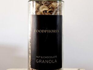 Foodphoria Nut and Chocolate Granola