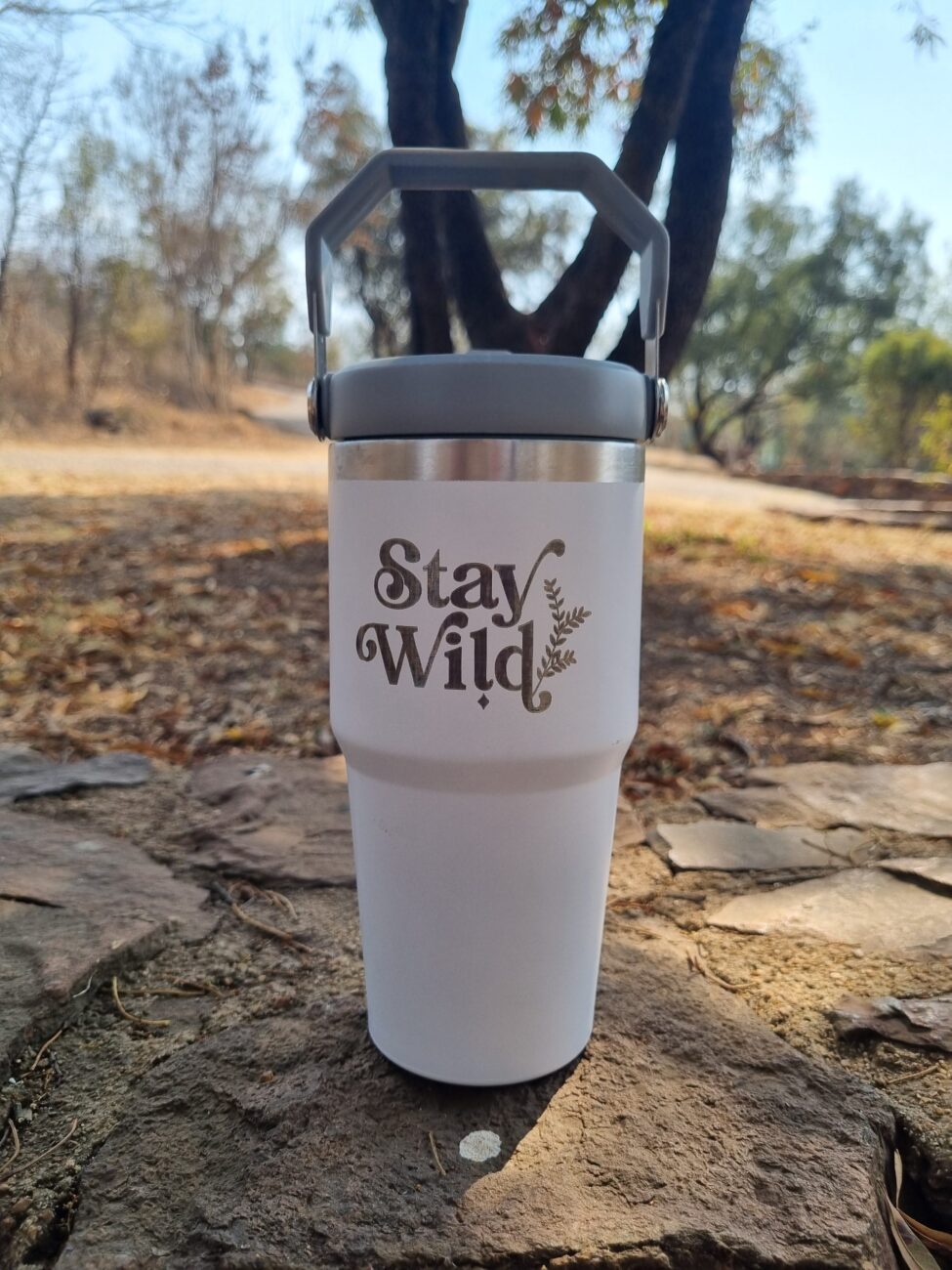 Stay Wild Fern Travel Mug 620ml (White)