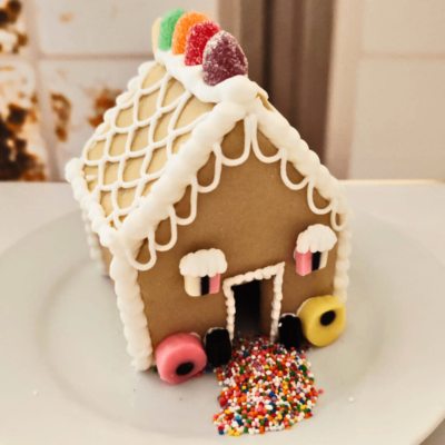 DIY Christmas Cookie House