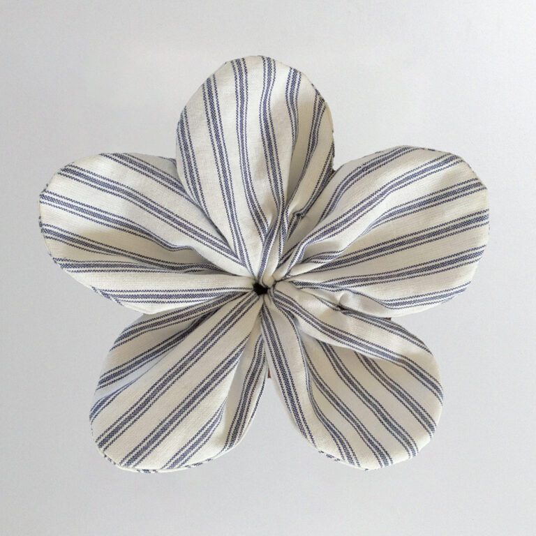 Flower Scrunchie Medium - Stripe