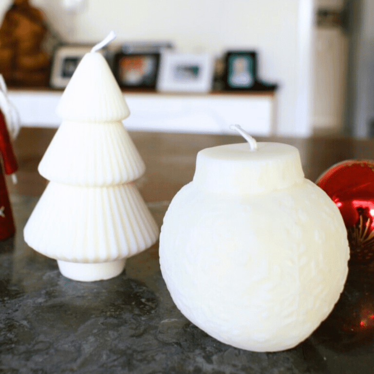 Christmas Tree and Bauble Candle Set (Fragranced Soy Wax) 